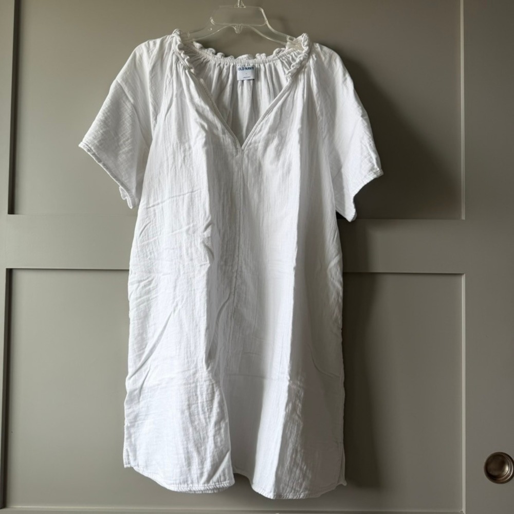 Old Navy Shift Dress Womens L White Cotton Gauze V-Neck Short Sleeve Calla Lily